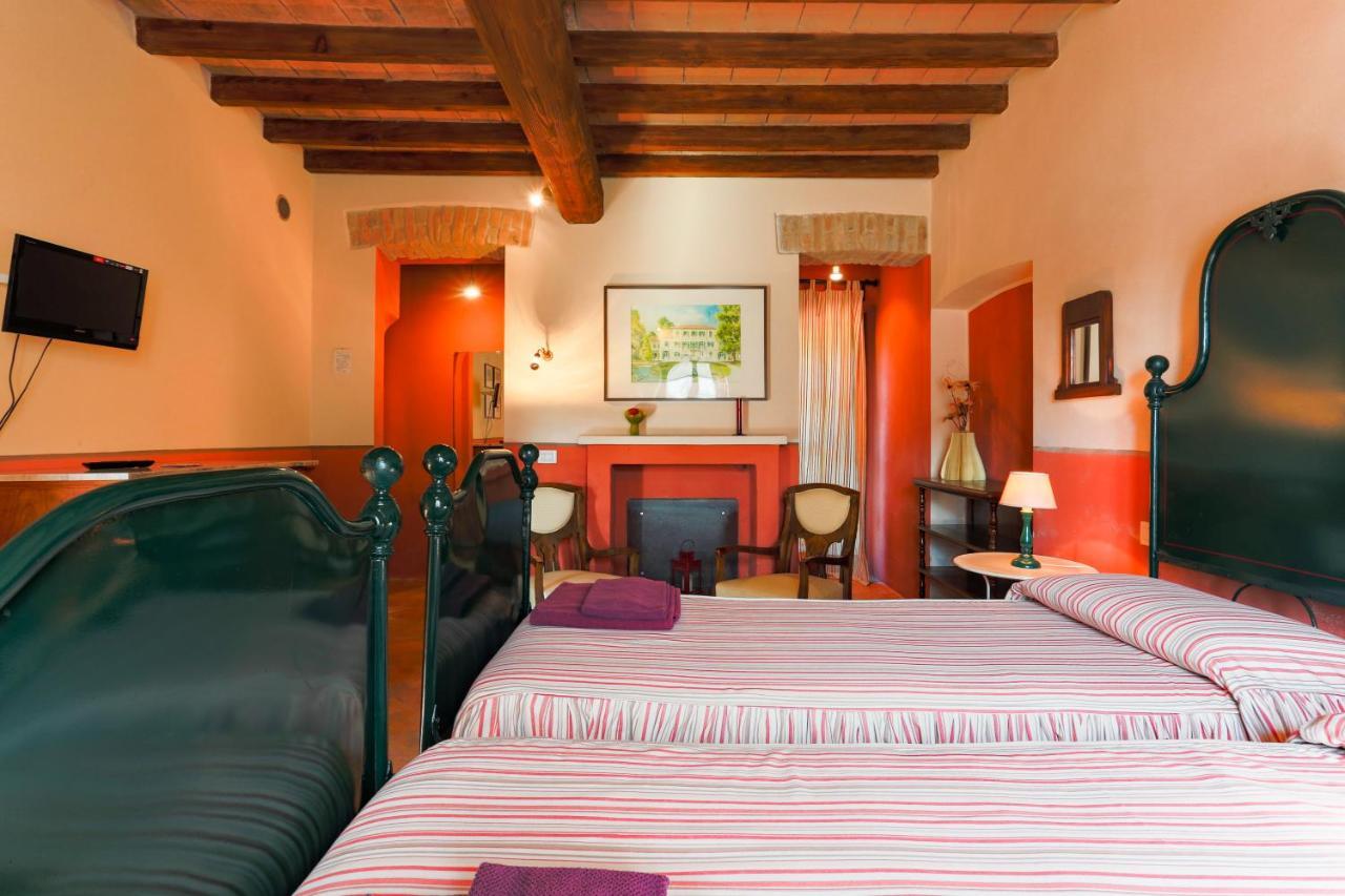 Agriturismo Le Corti Della Gualdana Voghera Exteriör bild