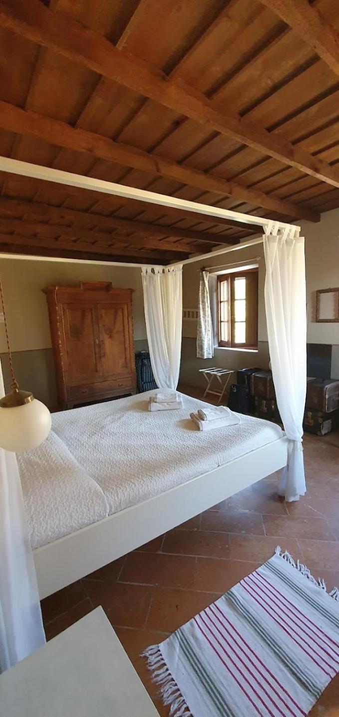 Agriturismo Le Corti Della Gualdana Voghera Exteriör bild