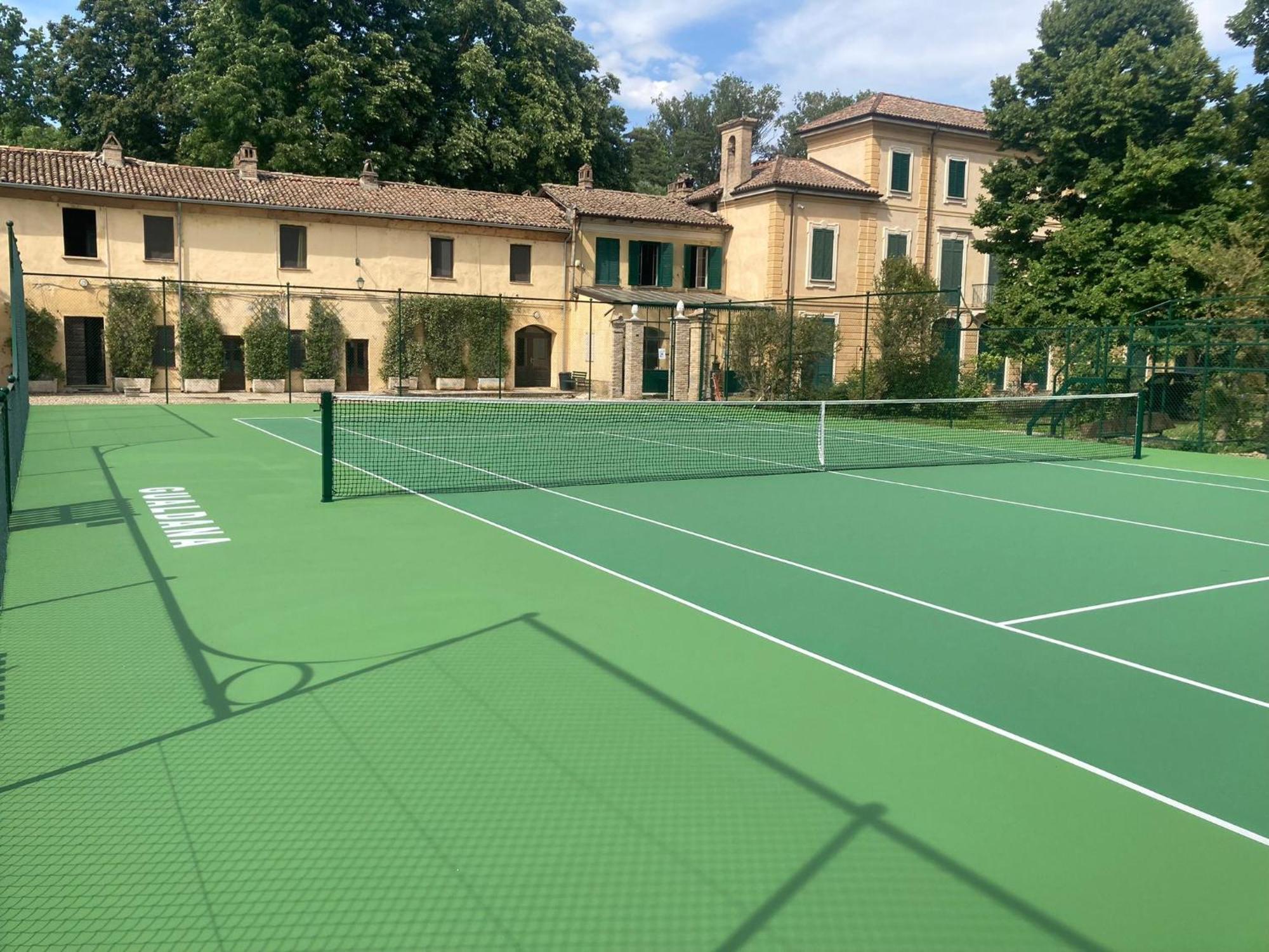 Agriturismo Le Corti Della Gualdana Voghera Exteriör bild